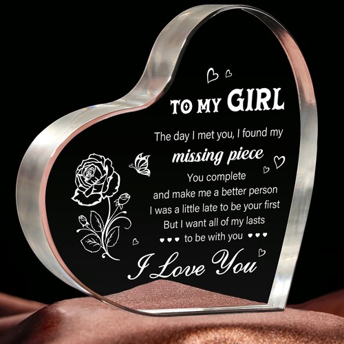 Gifts for girlfriend - gifts, romantic