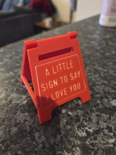 Little sign say i love - little,